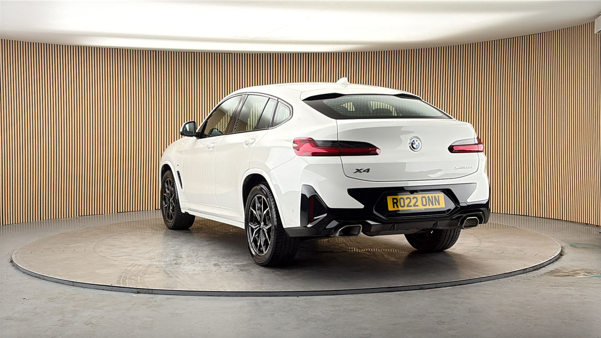 More views of BMW X4