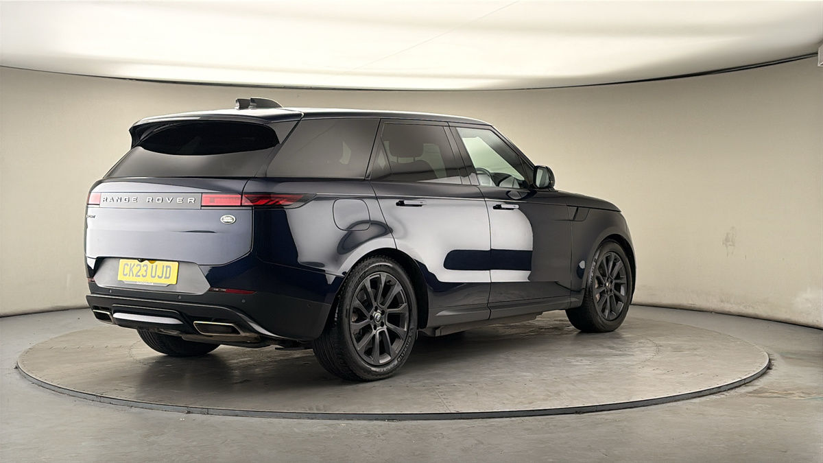 Land Rover Range Rover Sport Image 21