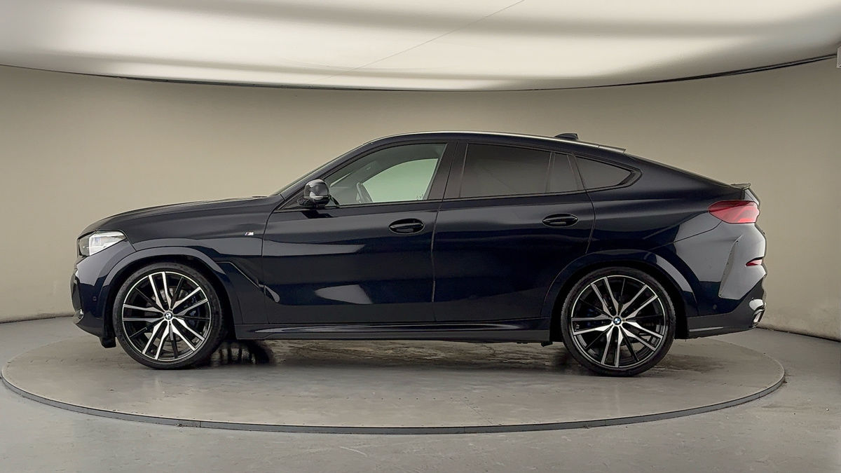 More views of BMW X6