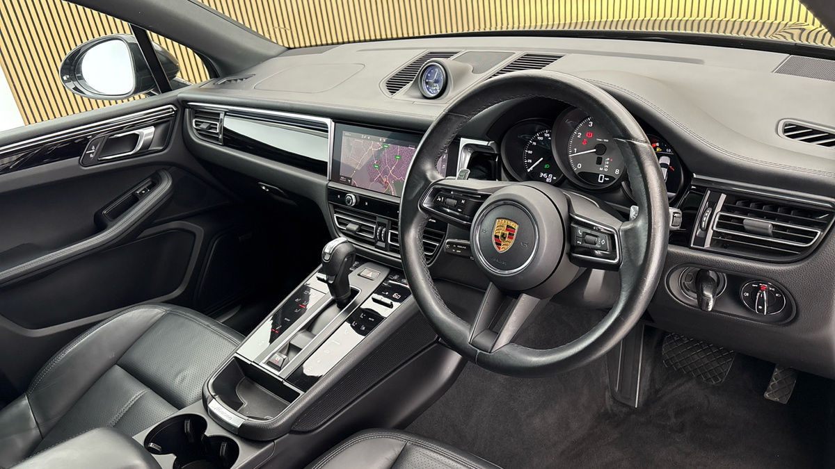 Porsche Macan Image 5