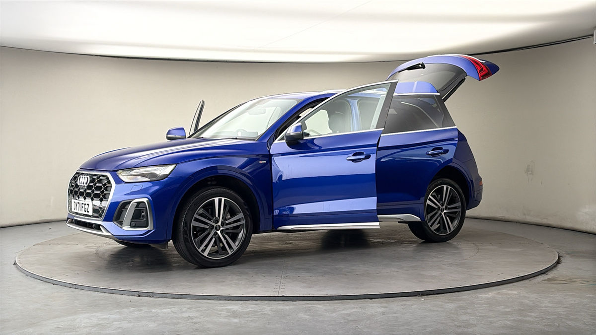 More views of Audi Q5