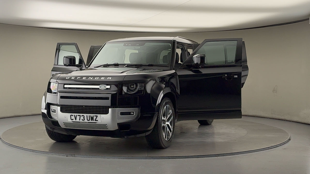 More views of Land Rover Defender 110