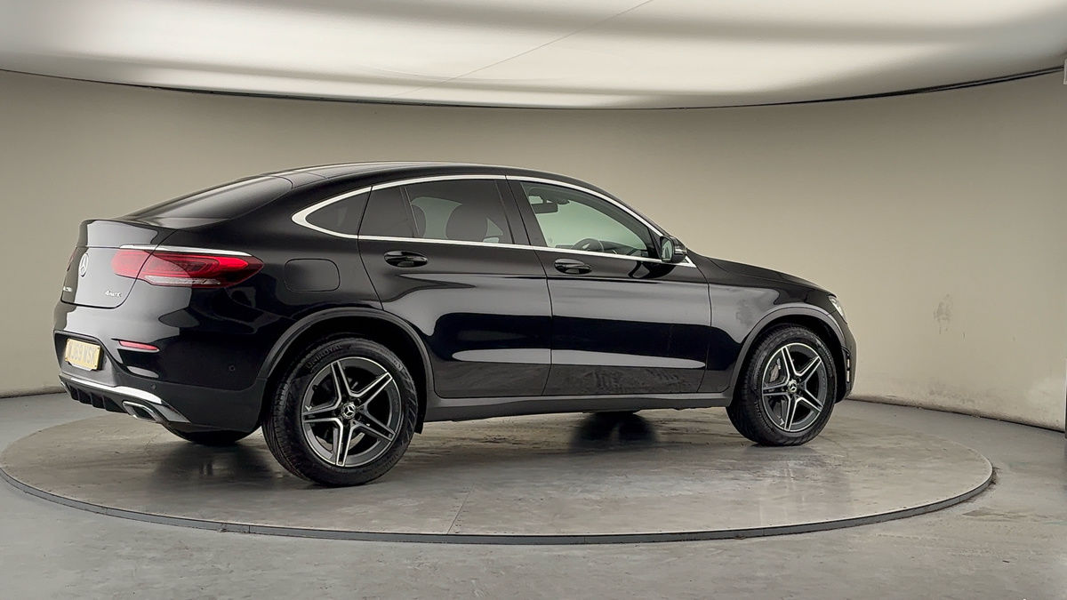 More views of Mercedes-Benz GLC