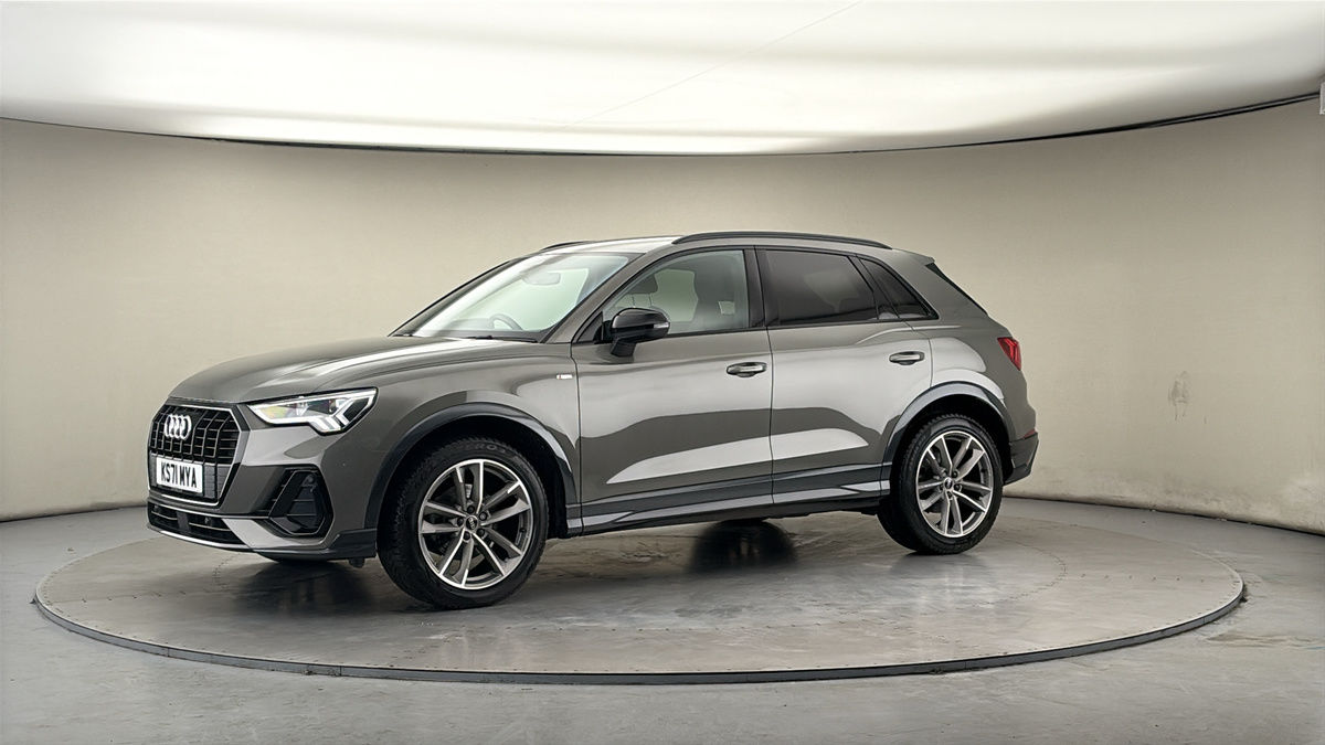 More views of Audi Q3