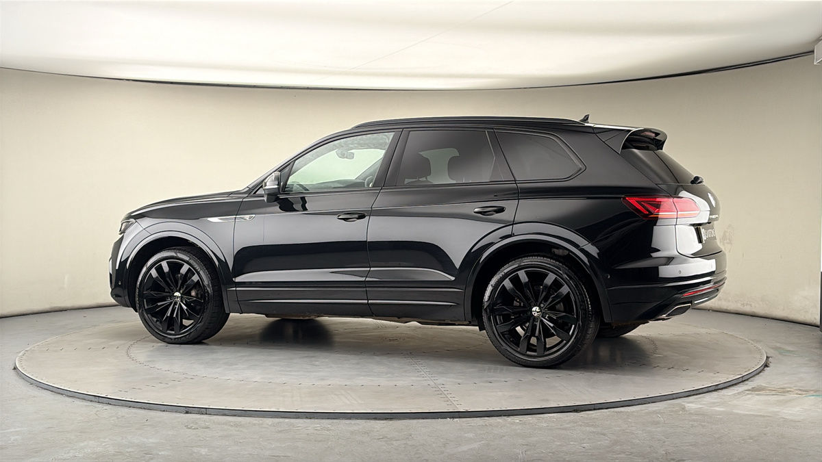More views of Volkswagen Touareg