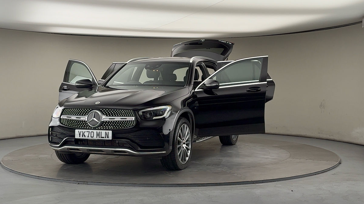 More views of Mercedes-Benz GLC