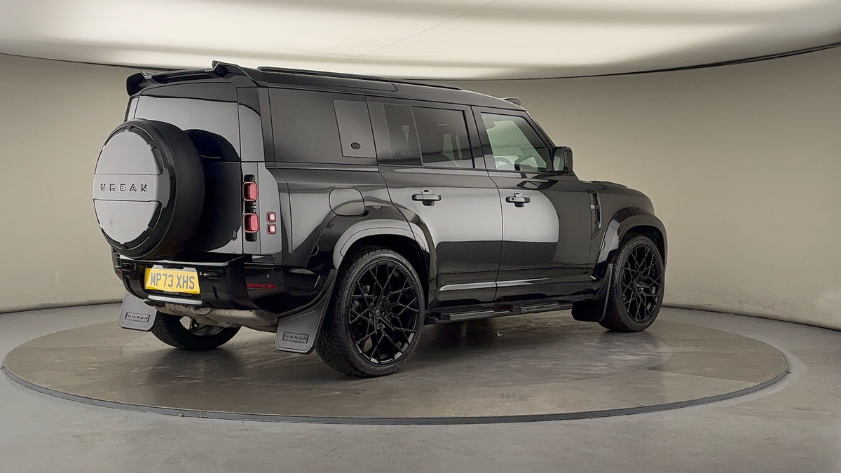 Land Rover Defender 110 Urban Image 22