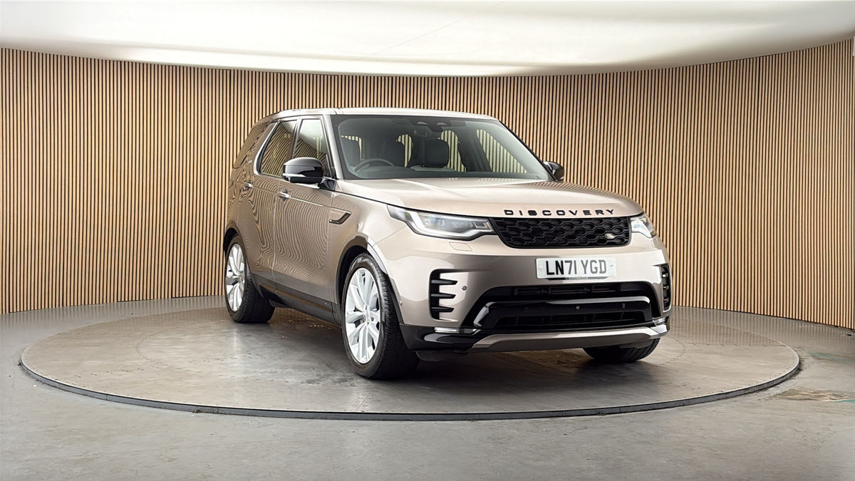 More views of Land Rover Discovery