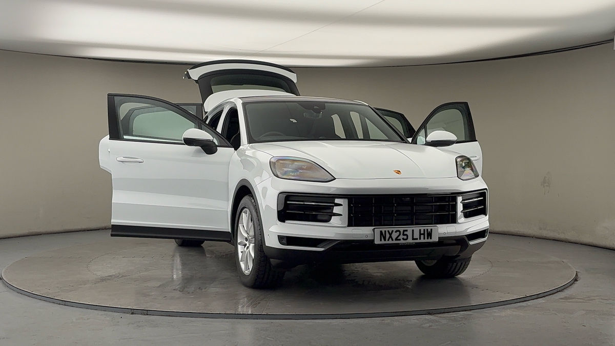 More views of Porsche Cayenne