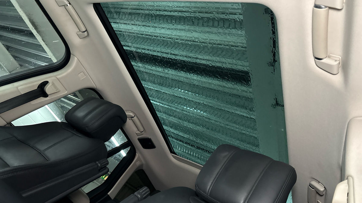 Land Rover Range Rover Image 12