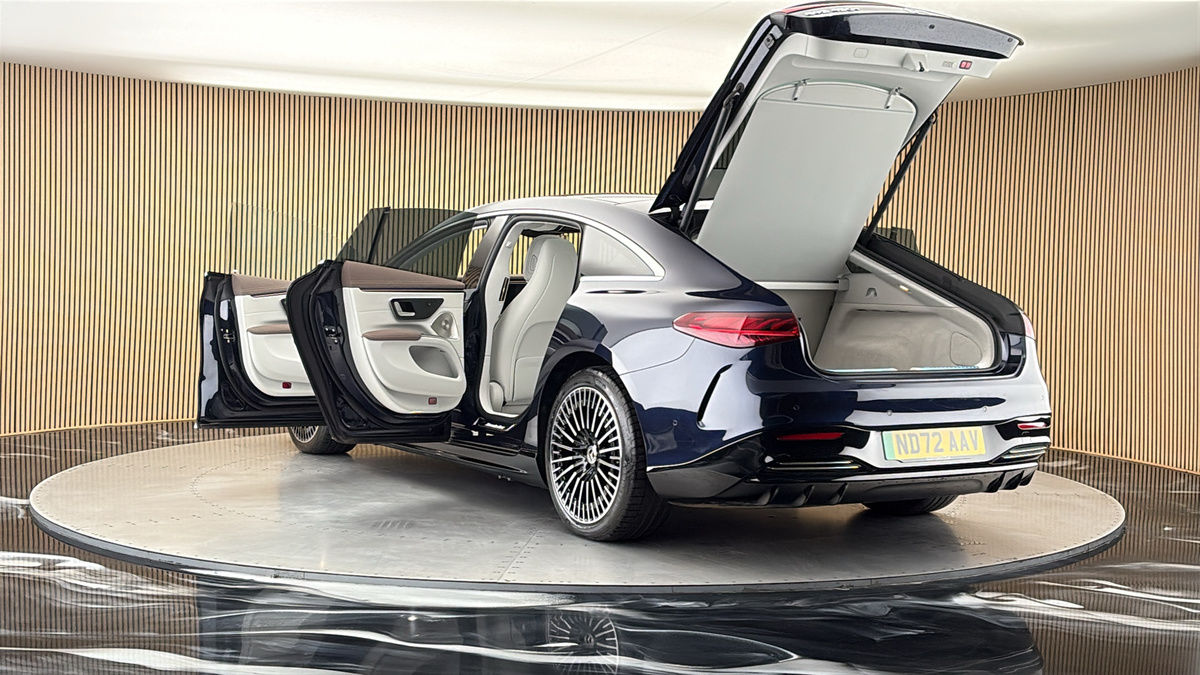 Mercedes-Benz EQS Image 23