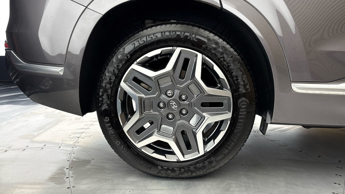 Hyundai Santa Fe Image 10