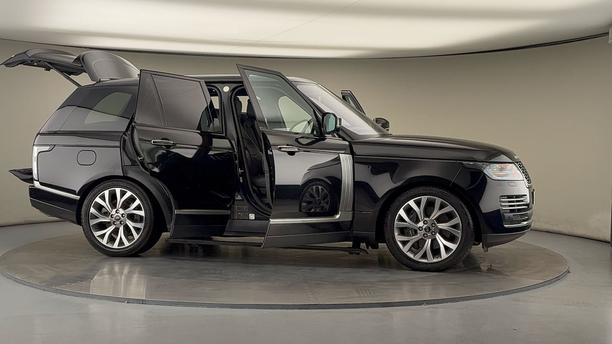 More views of Land Rover Range Rover