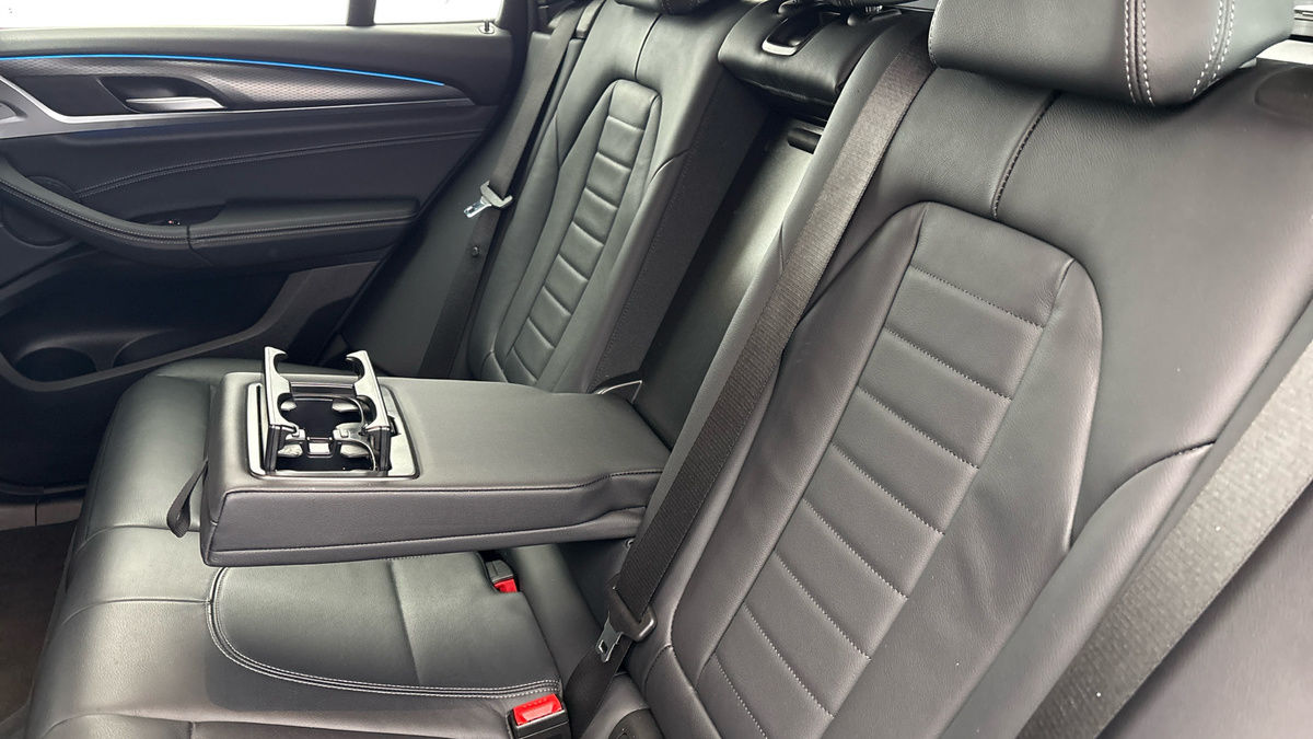 BMW X3 Image 9