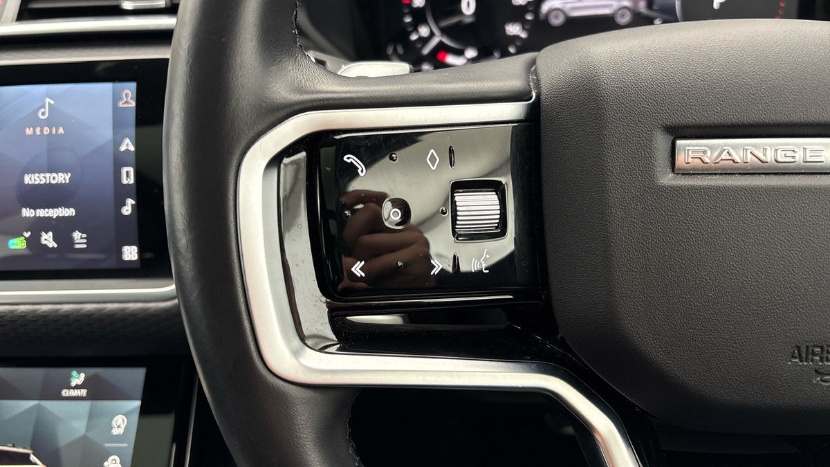 Land Rover Range Rover Velar Image 13