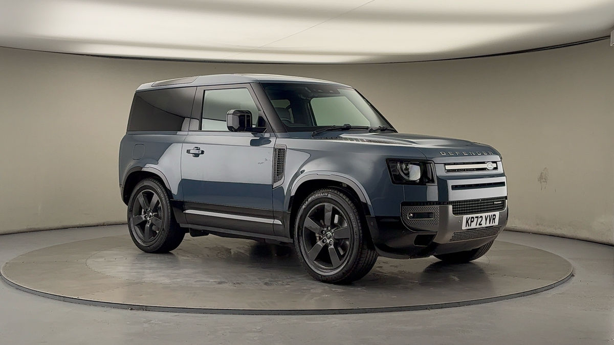 More views of Land Rover Defender 90