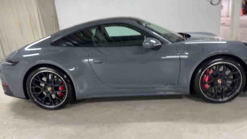 More views of Porsche 911