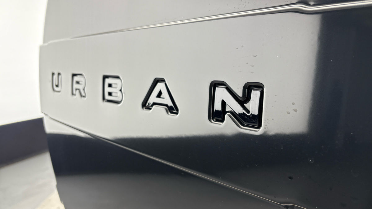 Land Rover Defender 110 Urban Image 31