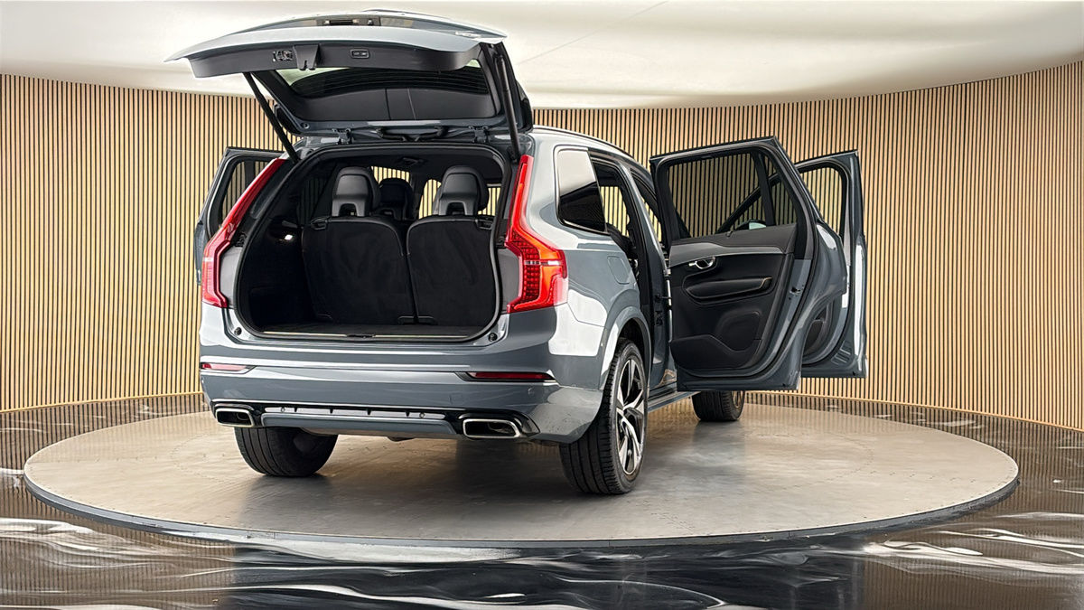 More views of Volvo XC90