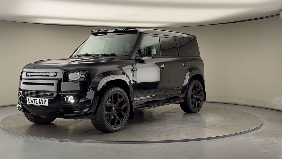 More views of Land Rover Defender 110