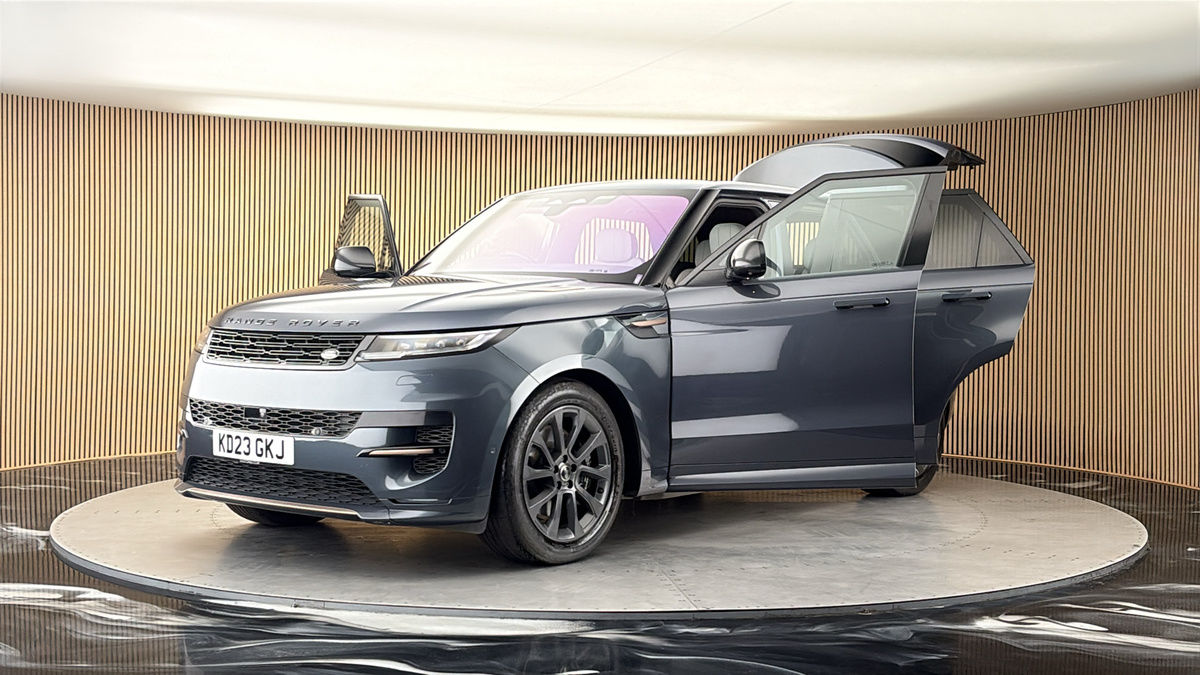 More views of Land Rover Range Rover Sport