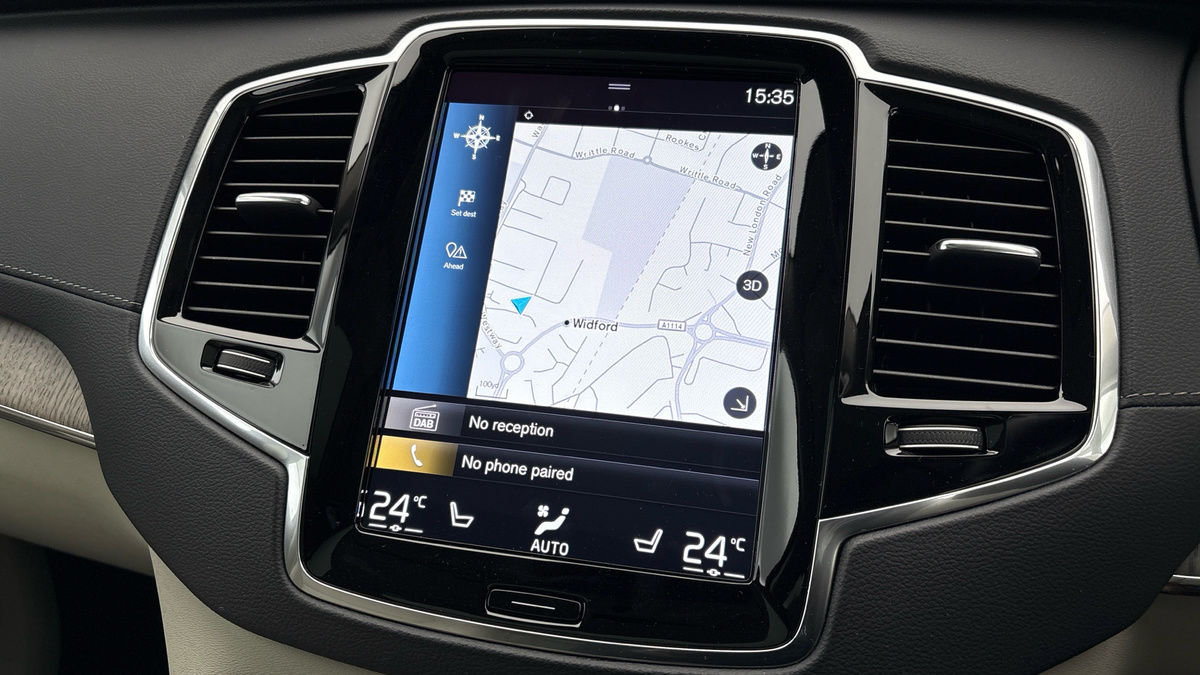 Volvo XC90 Image 17