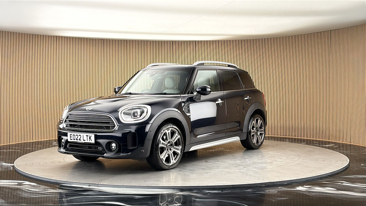 More views of MINI Countryman