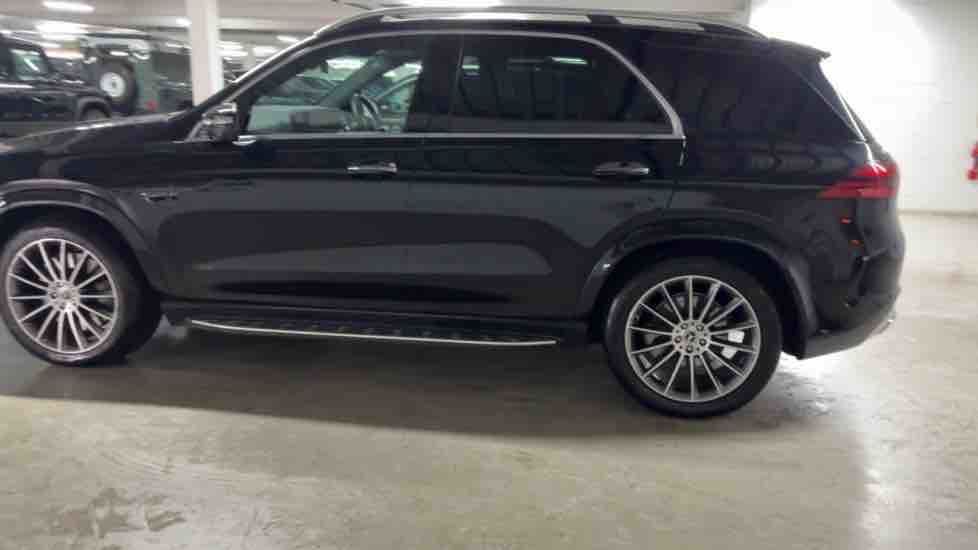 More views of Mercedes-Benz GLE