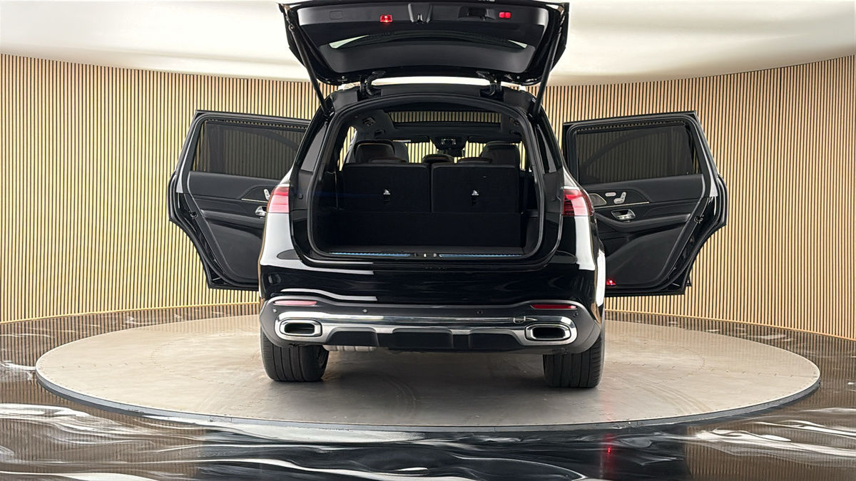 More views of Mercedes-Benz GLS