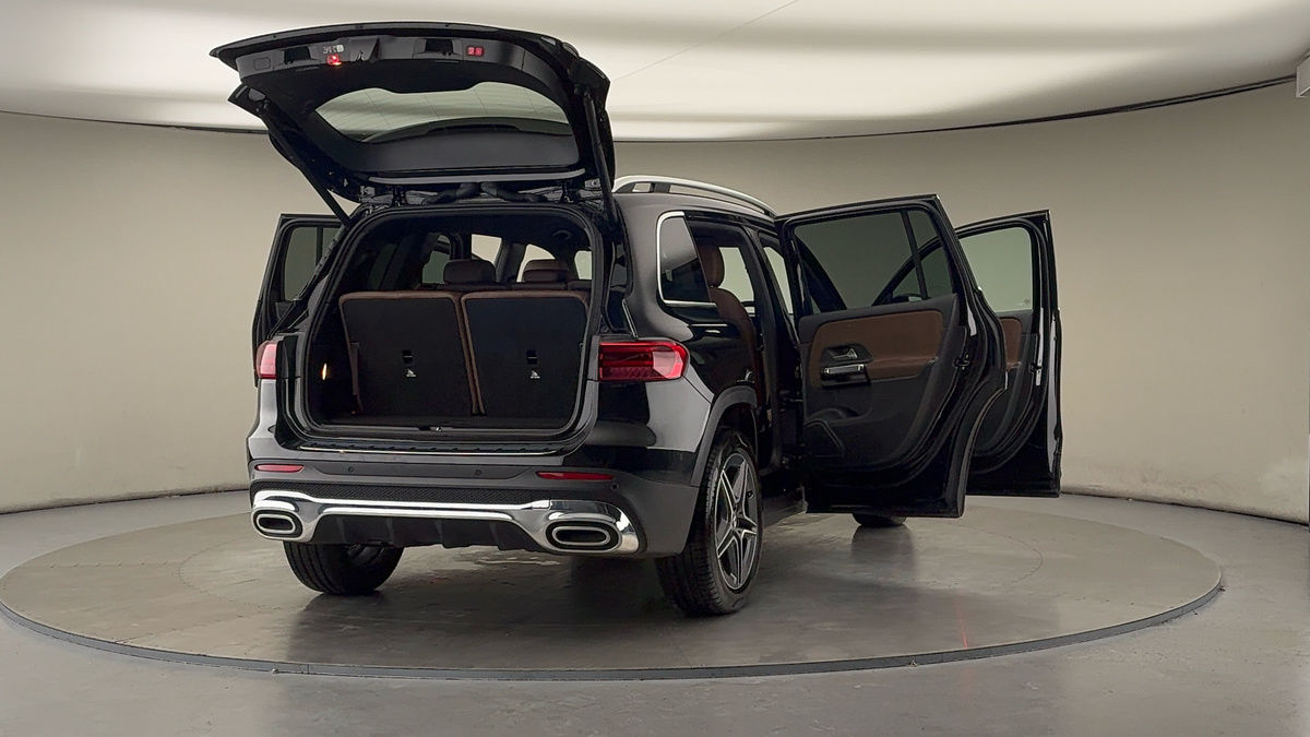 More views of Mercedes-Benz GLB