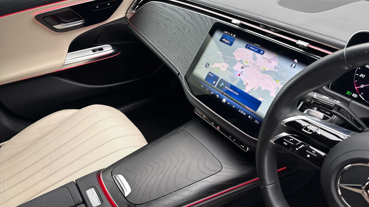 Mercedes-Benz E Class Image 18