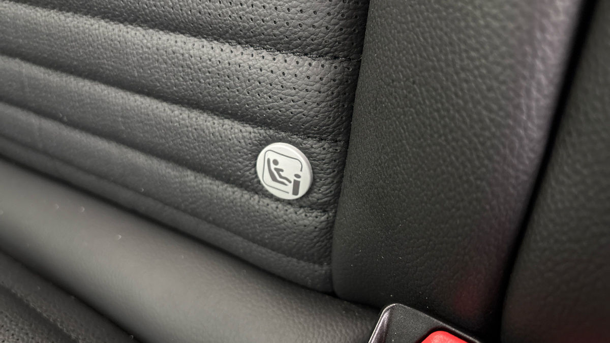 Land Rover Discovery Sport Image 6