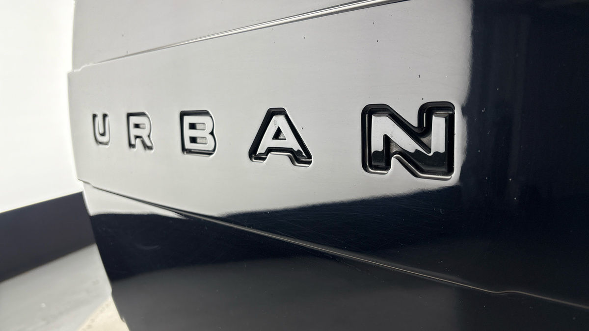 Land Rover Defender 110 Urban Image 9