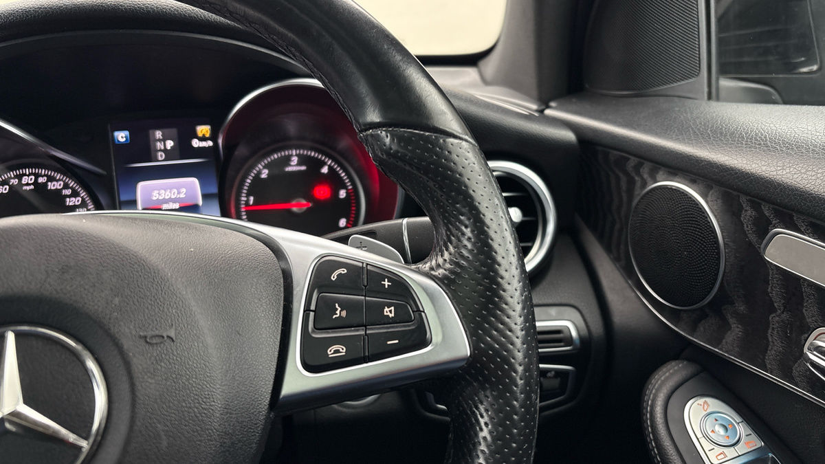 Mercedes-Benz GLC Image 14