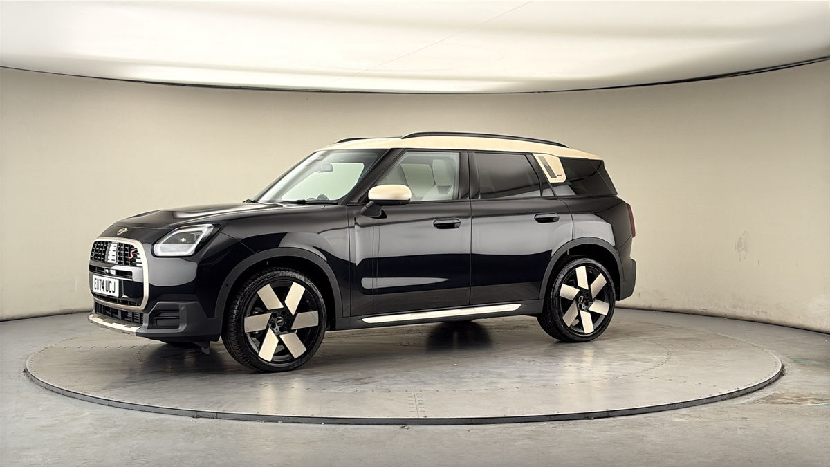 More views of MINI Countryman