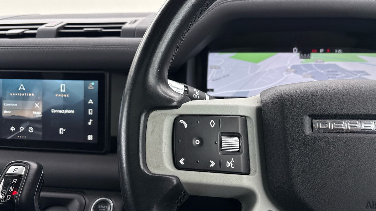 Land Rover Defender 110 Urban Image 13