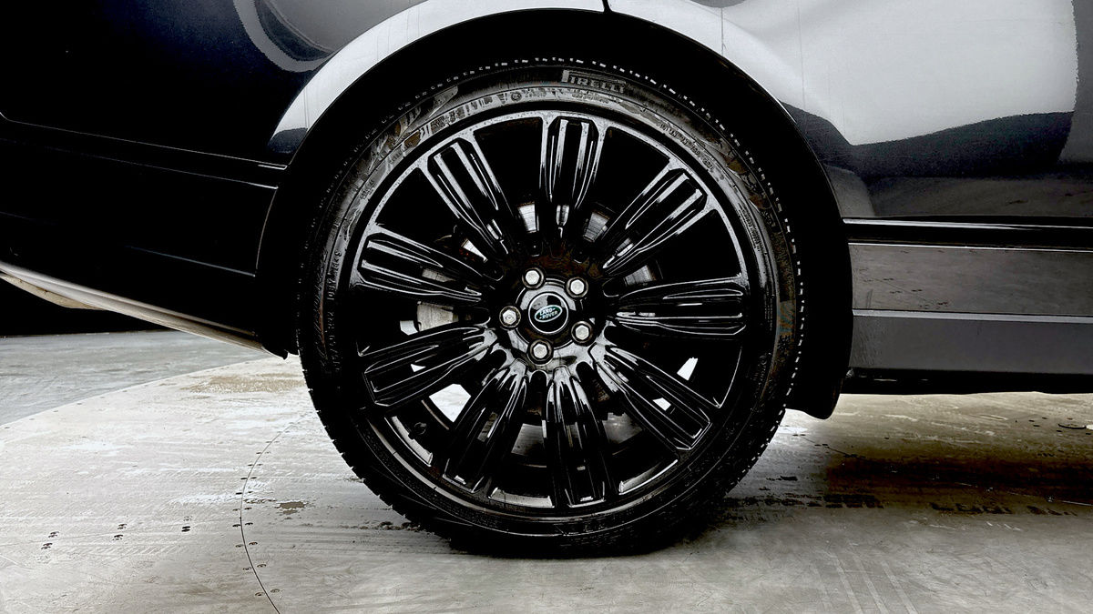 Land Rover Range Rover Image 10