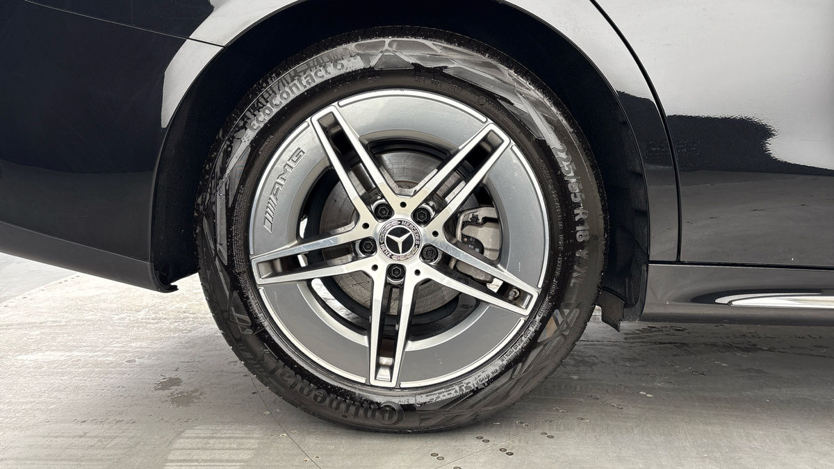 Mercedes-Benz E Class Image 10