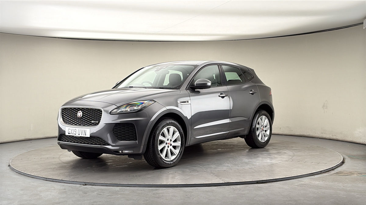 Jaguar E-PACE Image 20