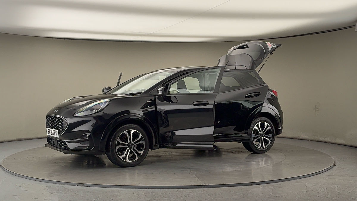 More views of Ford Puma