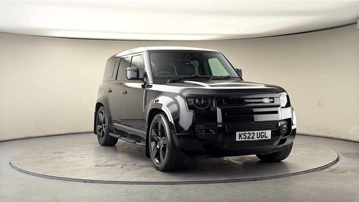 More views of Land Rover Defender 110