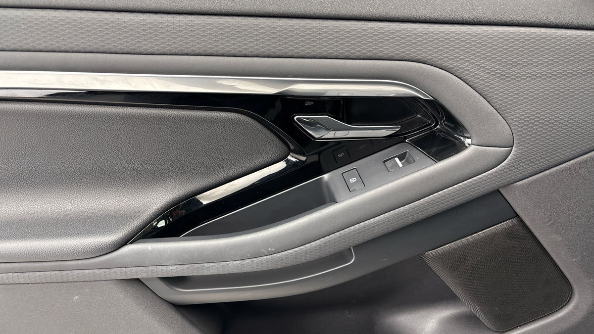 Land Rover Range Rover Evoque Image 19