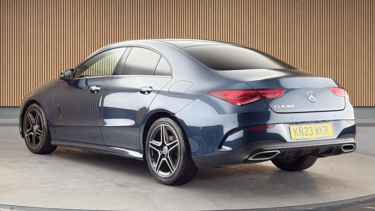 Mercedes-Benz CLA Image 2