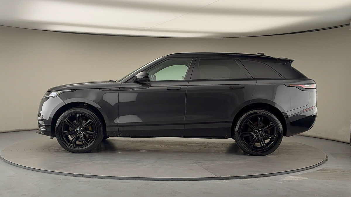 Land Rover Range Rover Velar Image 15