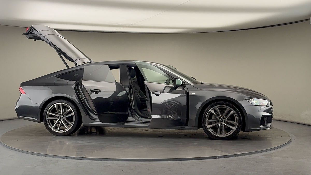 More views of Audi A7