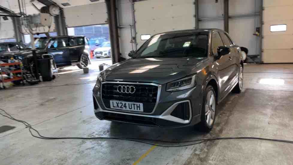 More views of Audi Q2
