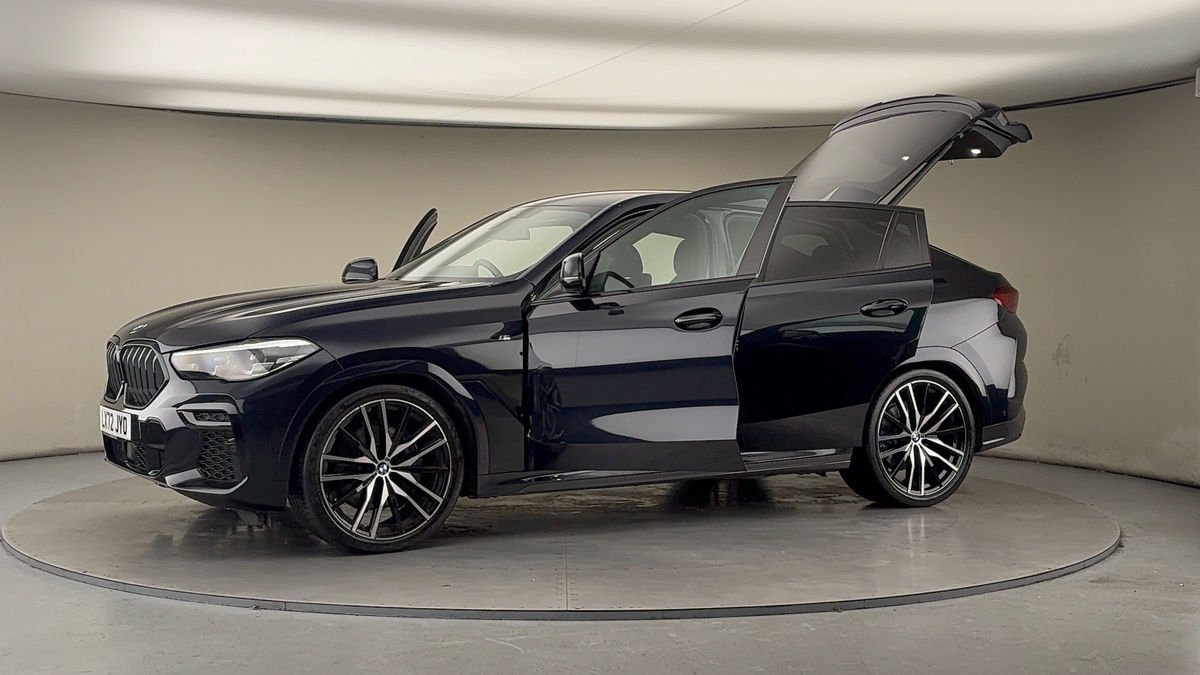 More views of BMW X6