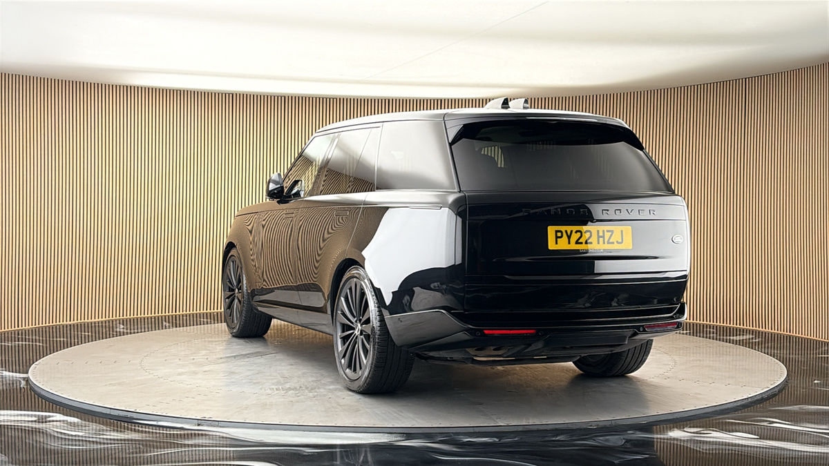 More views of Land Rover Range Rover