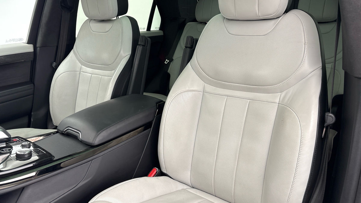 Land Rover Range Rover Sport Image 7