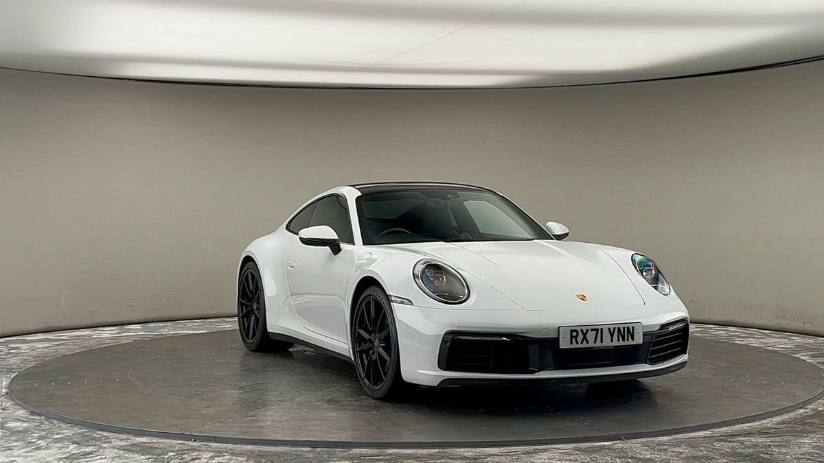 More views of Porsche 911